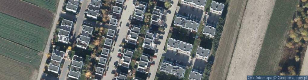 Zdjęcie satelitarne Czerwonych Maków ul.