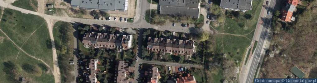 Zdjęcie satelitarne Czerwonych Kosynierów ul.