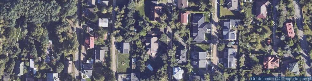 Zdjęcie satelitarne Czerwonych Maków ul.