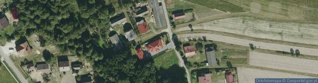 Zdjęcie satelitarne Dąbrówka Wisłocka ul.