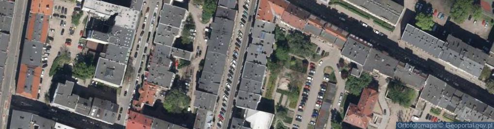 Zdjęcie satelitarne Dąbrowskiego Henryka, gen. ul.