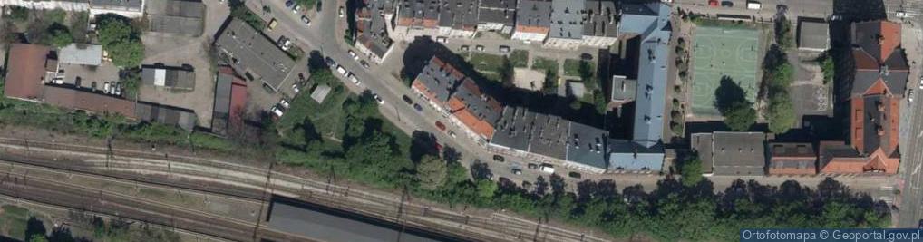 Zdjęcie satelitarne Dębickiego Zdzisława ul.