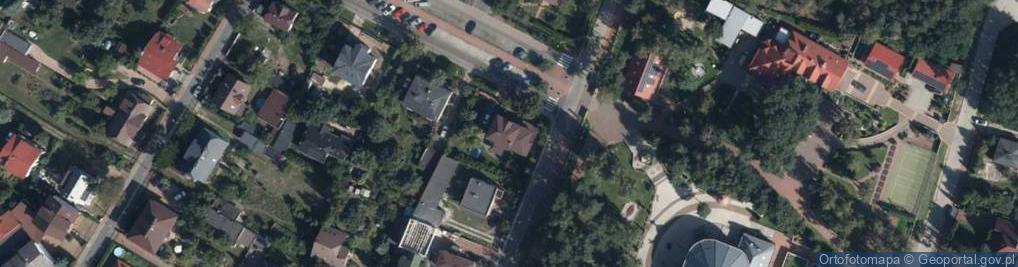 Zdjęcie satelitarne Długa ul.