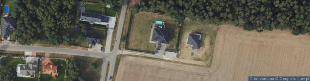 Zdjęcie satelitarne Długa ul.