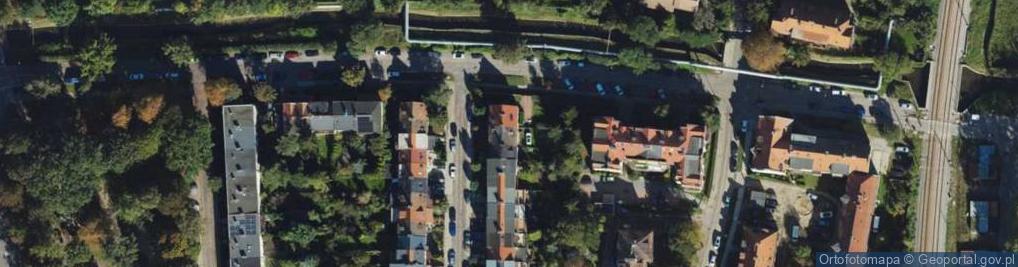 Zdjęcie satelitarne Dzielna ul.