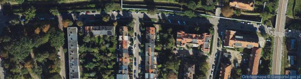 Zdjęcie satelitarne Dzielna ul.