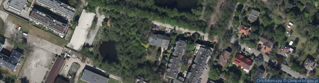 Zdjęcie satelitarne Dzierżonia Jana, ks. ul.