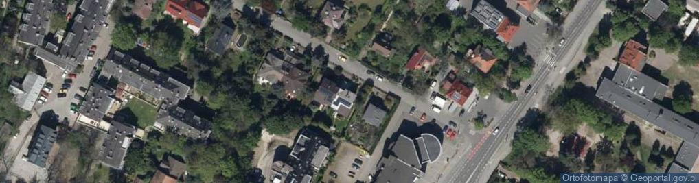 Zdjęcie satelitarne Dzierżonia Jana, ks. ul.