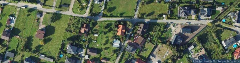 Zdjęcie satelitarne Emira, por. ul.