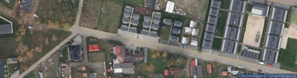 Zdjęcie satelitarne Komandorska ul.