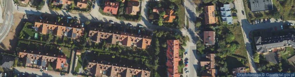 Zdjęcie satelitarne Komety ul.