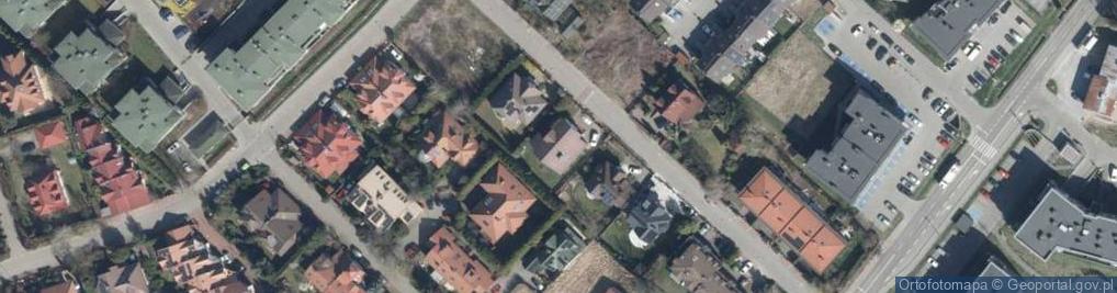 Zdjęcie satelitarne Komety ul.