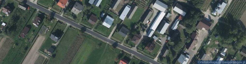 Zdjęcie satelitarne Korchów Pierwszy ul.