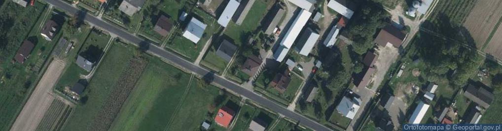 Zdjęcie satelitarne Korchów Pierwszy ul.