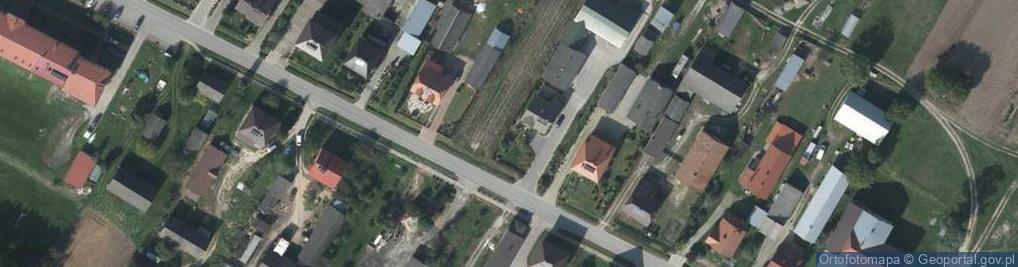 Zdjęcie satelitarne Korchów Pierwszy ul.