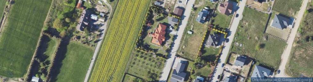 Zdjęcie satelitarne Komara Władysława ul.