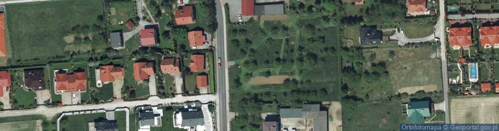 Zdjęcie satelitarne Komora ul.