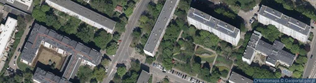 Zdjęcie satelitarne Komandorska ul.