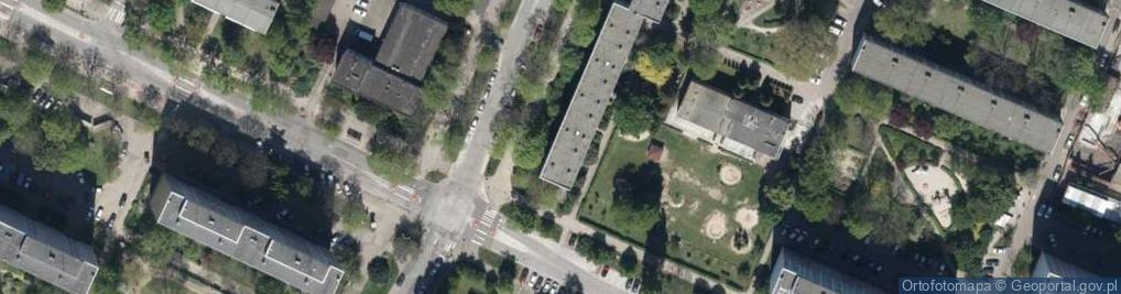 Zdjęcie satelitarne Komandorska ul.