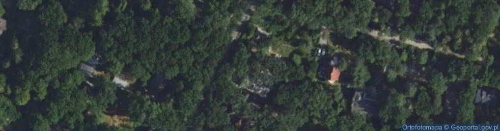 Zdjęcie satelitarne Koralowych Dębów ul.