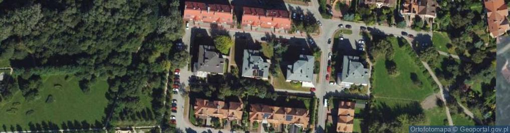 Zdjęcie satelitarne Kuczkowskiego Mikołaja, ks. ul.