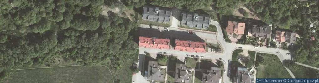 Zdjęcie satelitarne Kuczkowskiego Mikołaja, ks. ul.
