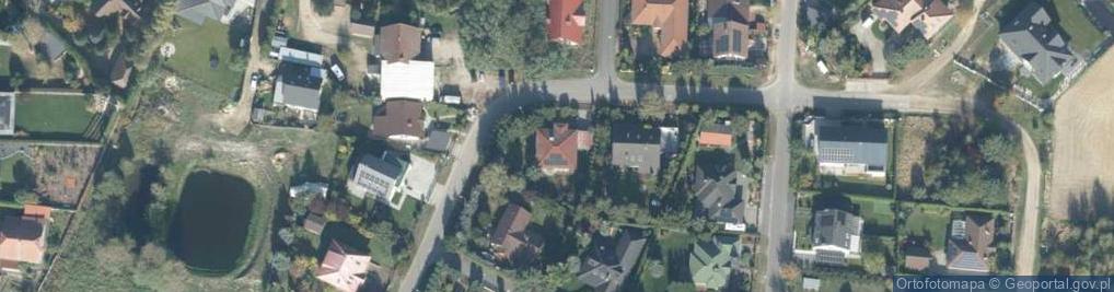 Zdjęcie satelitarne Ładna ul.