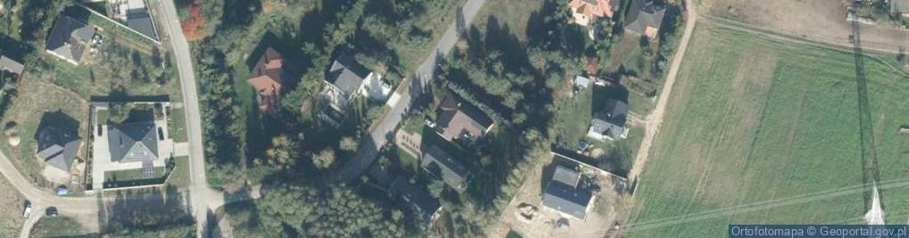 Zdjęcie satelitarne Ładna ul.