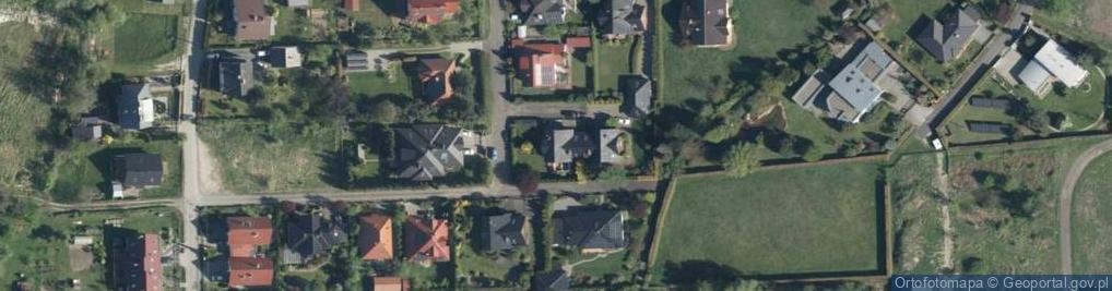 Zdjęcie satelitarne Ładna ul.