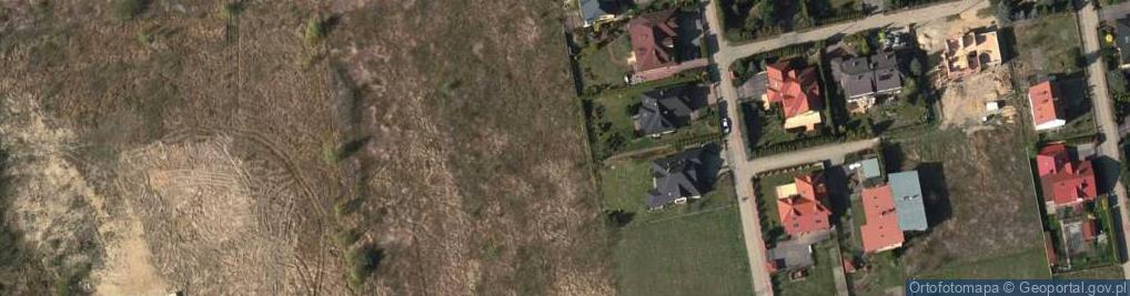Zdjęcie satelitarne Ładna ul.