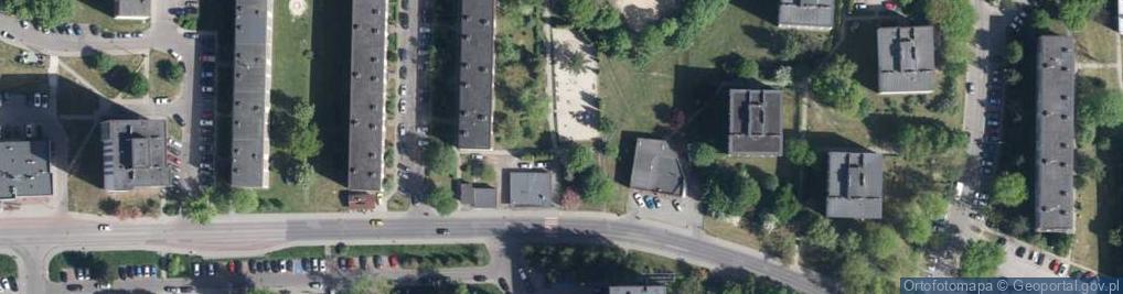 Zdjęcie satelitarne Łowicka ul.
