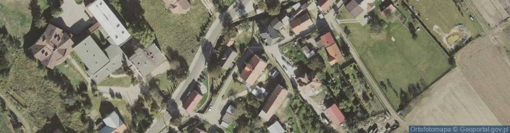 Zdjęcie satelitarne Lutomia Dolna ul.
