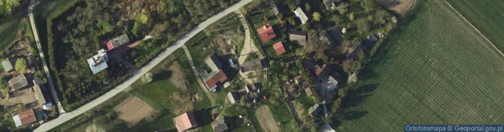 Zdjęcie satelitarne Maniów ul.