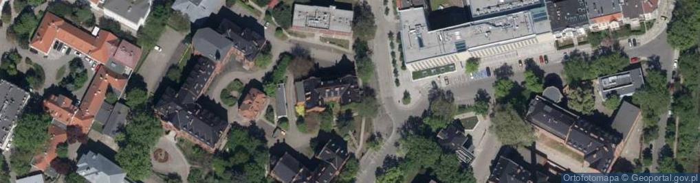 Zdjęcie satelitarne Mikulicza-Radeckiego Jana ul.