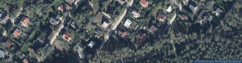 Zdjęcie satelitarne Modrzewiowa ul.