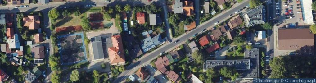 Zdjęcie satelitarne Montwiłła-Mireckiego Józefa ul.