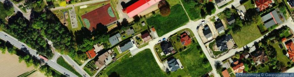Zdjęcie satelitarne Modrzewiowa ul.