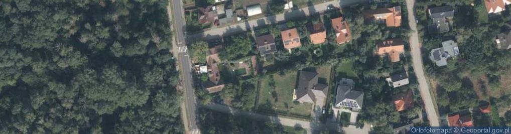 Zdjęcie satelitarne Modrzewiowa ul.