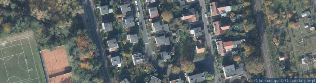 Zdjęcie satelitarne Modrzewiowa ul.