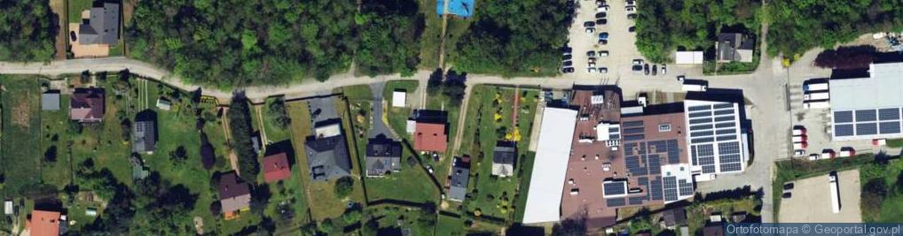 Zdjęcie satelitarne Nadbrzeżna ul.
