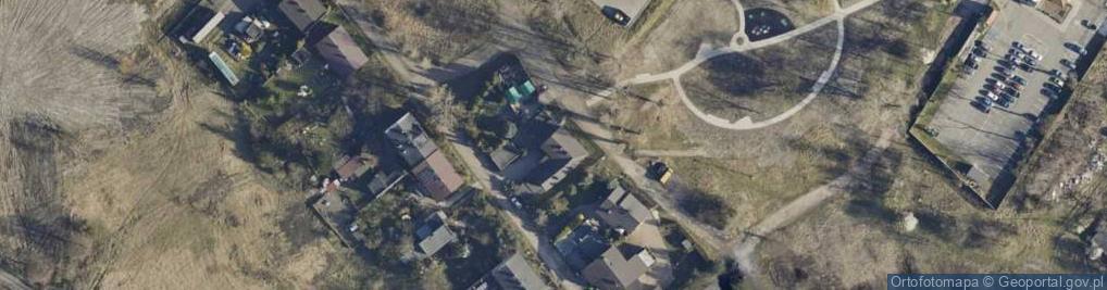 Zdjęcie satelitarne Nadbrzeżna ul.