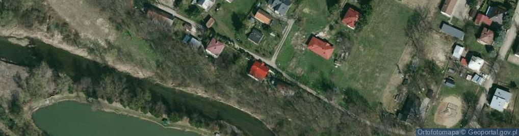 Zdjęcie satelitarne Nad Skarpą ul.