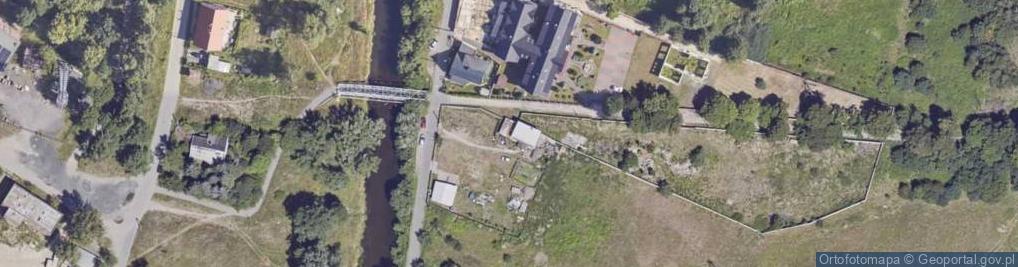 Zdjęcie satelitarne Nadbrzeżna ul.