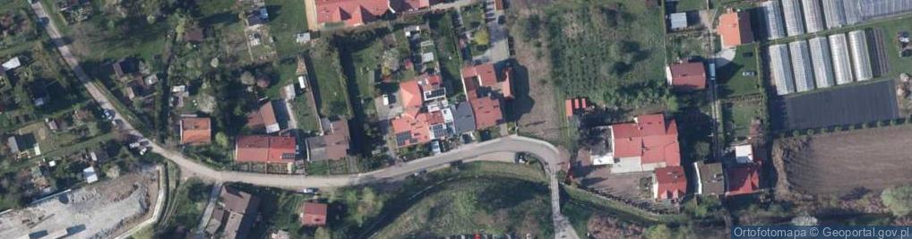 Zdjęcie satelitarne Nadbrzeżna ul.