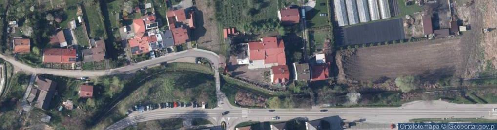 Zdjęcie satelitarne Nadbrzeżna ul.