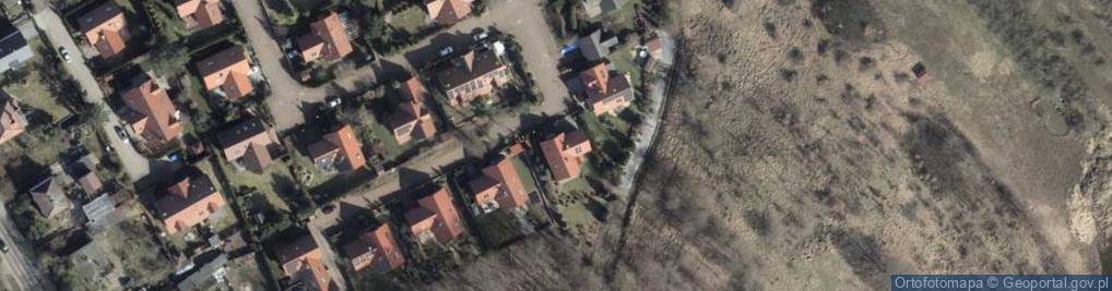 Zdjęcie satelitarne Niebiańska ul.