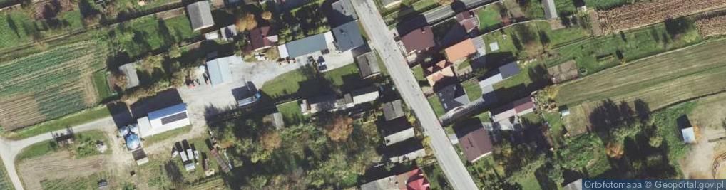 Zdjęcie satelitarne Ożarów ul.