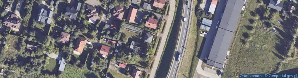Zdjęcie satelitarne Ożarowska ul.