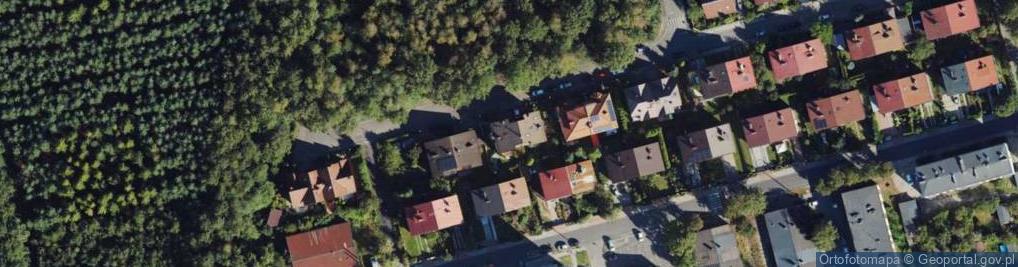 Zdjęcie satelitarne Piernikarczyka Józefa ul.