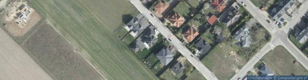 Zdjęcie satelitarne Pinokia ul.